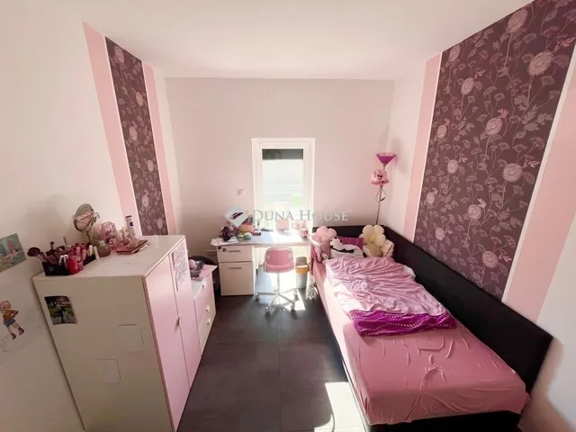 Eladó ház Kőszárhegy 166 nm