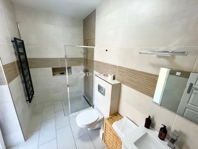 Eladó ház Kőszárhegy 166 nm