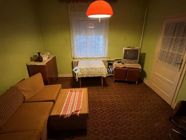 Eladó ház Bakonycsernye 76 nm