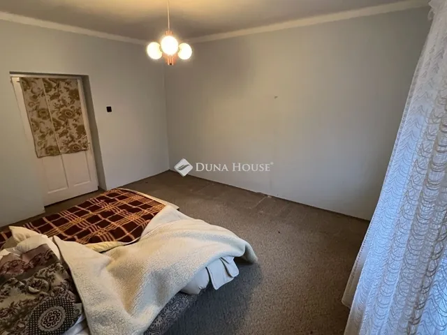 Eladó ház Bakonycsernye 76 nm