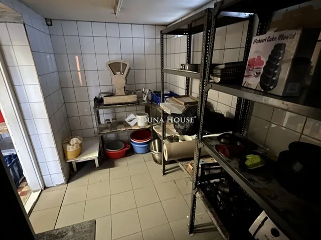 Eladó ház Sárkeresztúr 93 nm