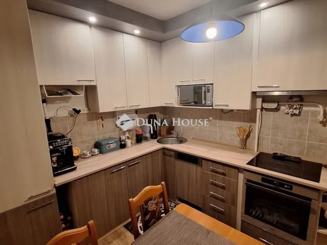 Eladó lakás Dunaújváros 46 nm