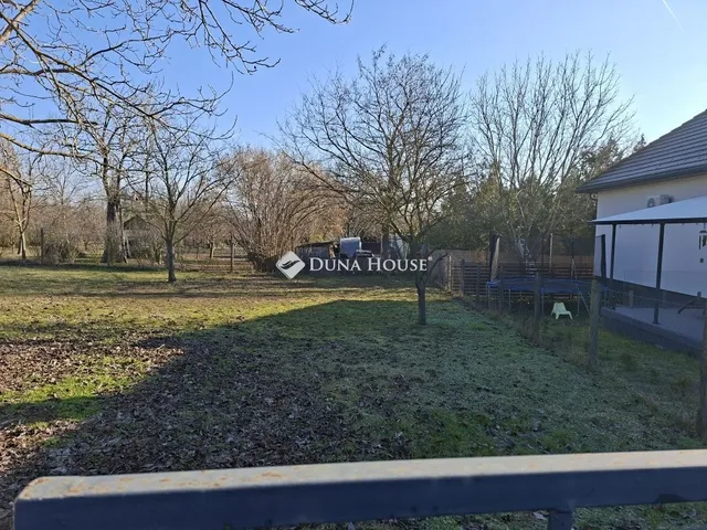 Eladó telek Székesfehérvár, Csala 753 nm