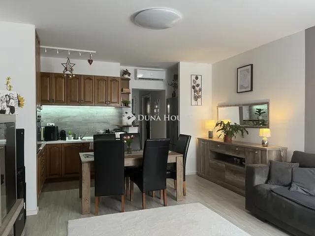 Eladó lakás Százhalombatta 62 nm