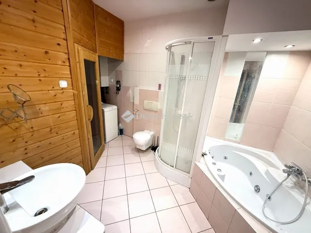 Eladó lakás Székesfehérvár, Belváros 62 nm