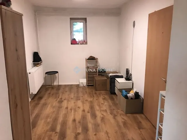 Eladó ház Nagyvenyim 78 nm