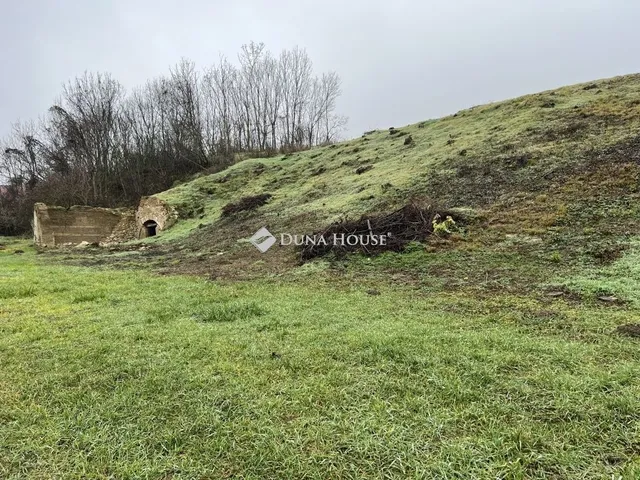 Eladó telek Jenő 1216 nm