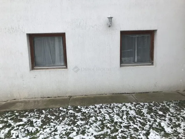 Eladó lakás Lovasberény 128 nm