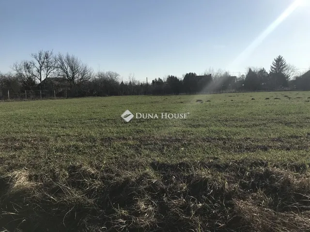 Eladó telek Polgárdi 3175 nm