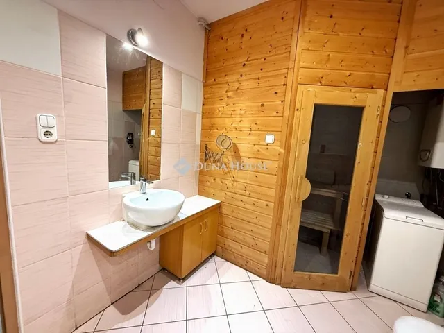 Eladó lakás Székesfehérvár, Belváros 62 nm