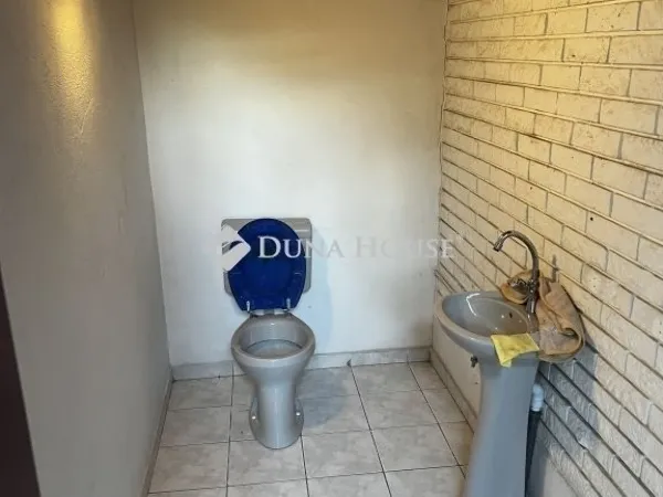 Eladó ház Dunaújváros 293 nm