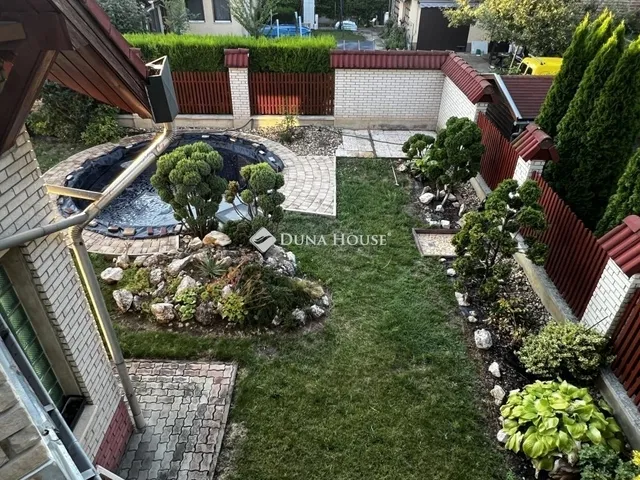 Eladó ház Dunaújváros 293 nm