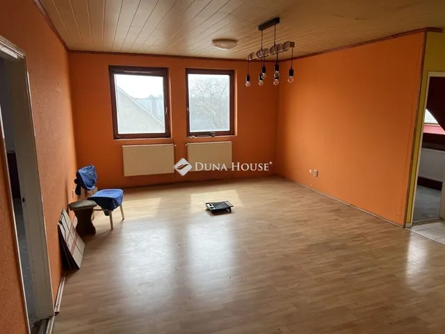 Eladó ház Sárbogárd 295 nm