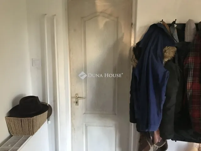 Eladó ház Nagyvenyim 78 nm