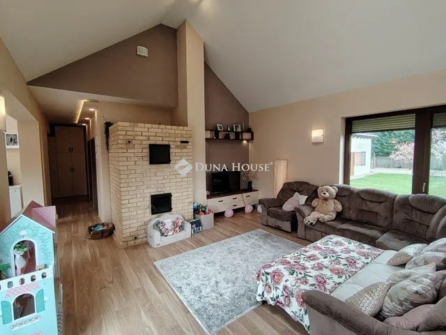 Eladó ház Gárdony 275 nm