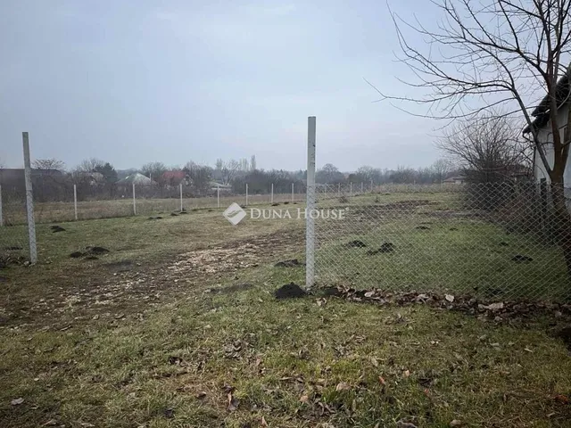 Eladó telek Kőszárhegy 955 nm