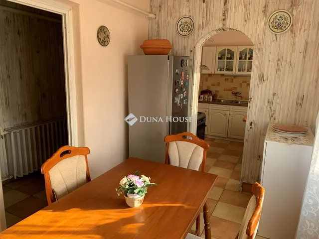 Eladó ház Ercsi 76 nm