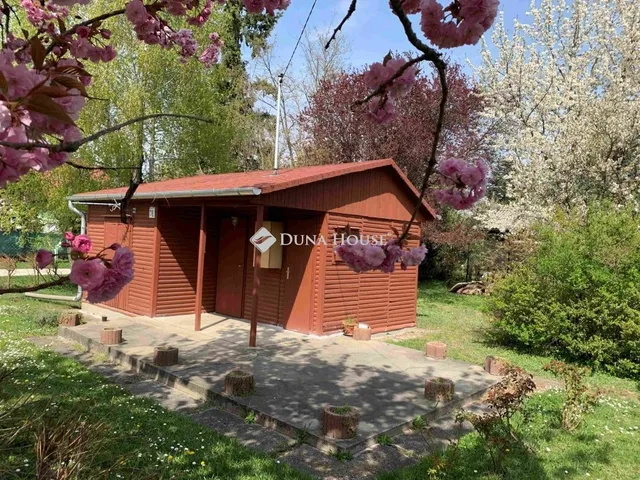 Eladó üdülő és hétvégi ház Gárdony 25 nm