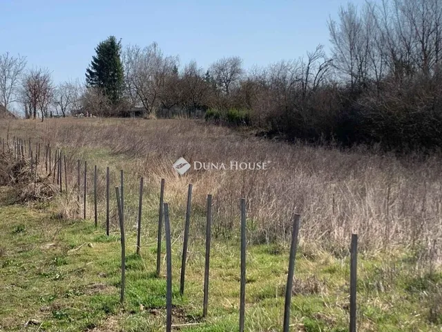 Eladó telek Vértesacsa 1950 nm