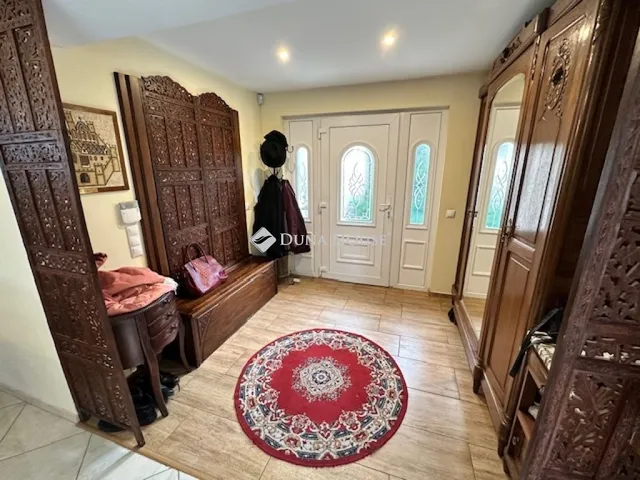 Eladó ház Székesfehérvár, Öreghegy 268 nm