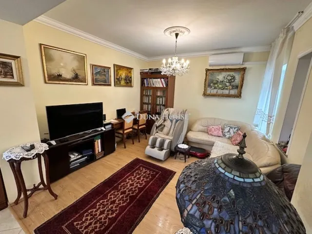 Eladó ház Székesfehérvár, Öreghegy 268 nm