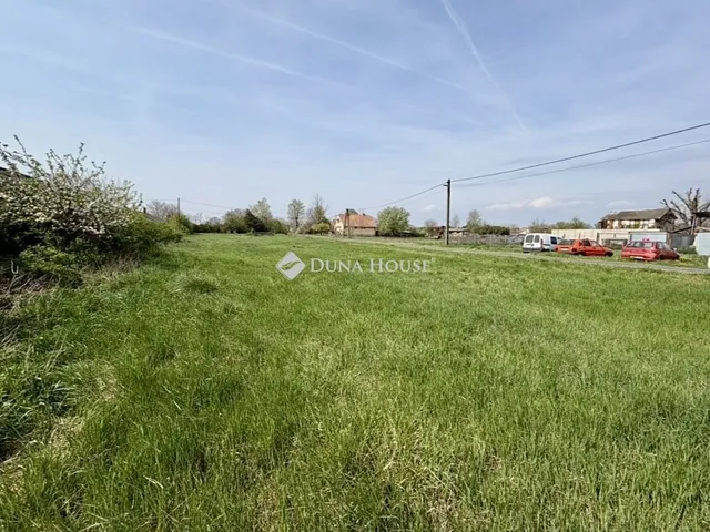 Eladó telek Sárszentágota 911 nm