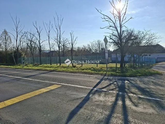 Eladó telek Székesfehérvár, Csala 753 nm