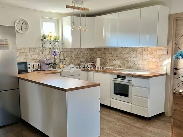 Eladó ház Tápióság 72 nm