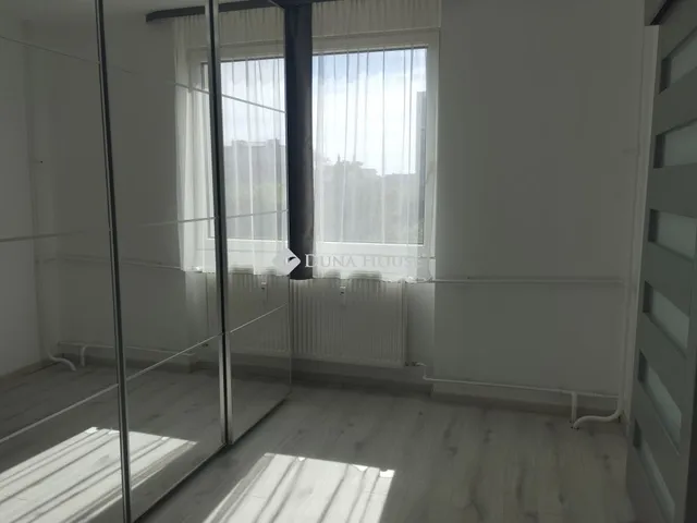 Eladó lakás Székesfehérvár, Belváros 60 nm