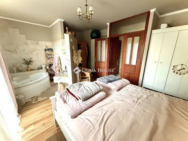 Eladó ház Székesfehérvár 168 nm