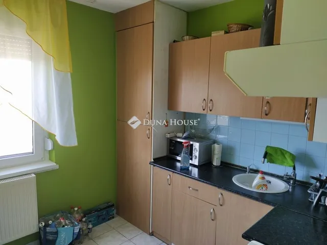 Eladó lakás Székesfehérvár, Palotaváros 36 nm
