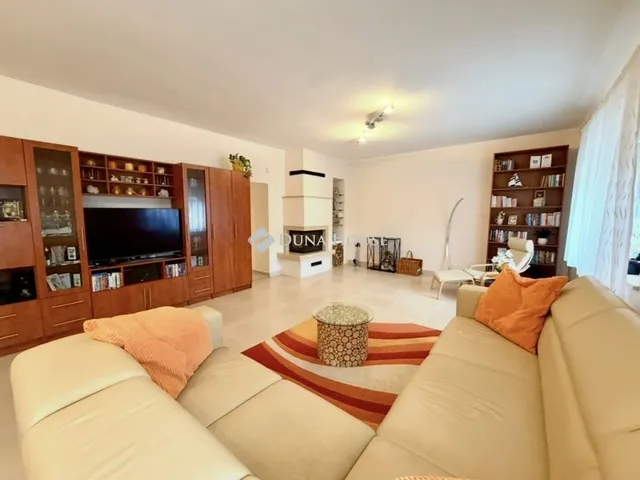 Eladó ház Székesfehérvár, Maroshegy 178 nm