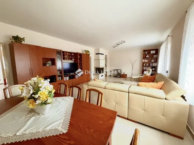Eladó ház Székesfehérvár, Maroshegy 178 nm