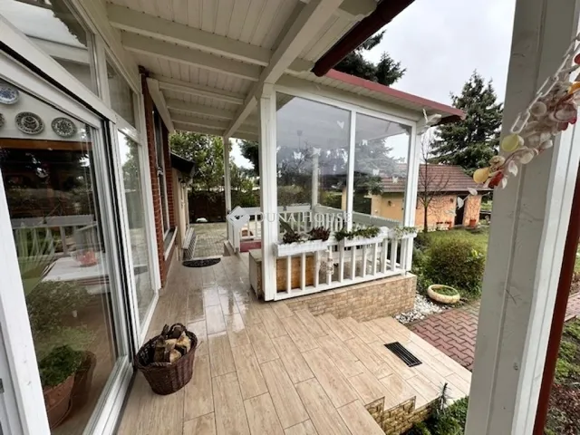 Eladó ház Székesfehérvár, Öreghegy 268 nm