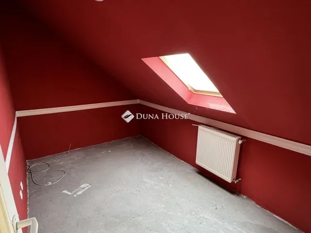 Eladó ház Sárbogárd 295 nm