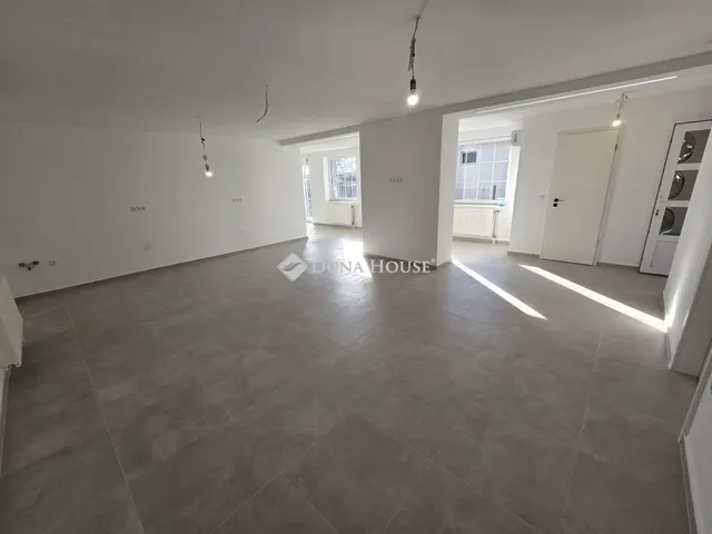 Eladó ház Szabadbattyán 101 nm