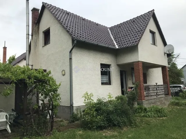 Eladó ház Iszkaszentgyörgy 120 nm