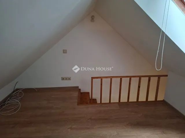 Eladó ház Kulcs 35 nm
