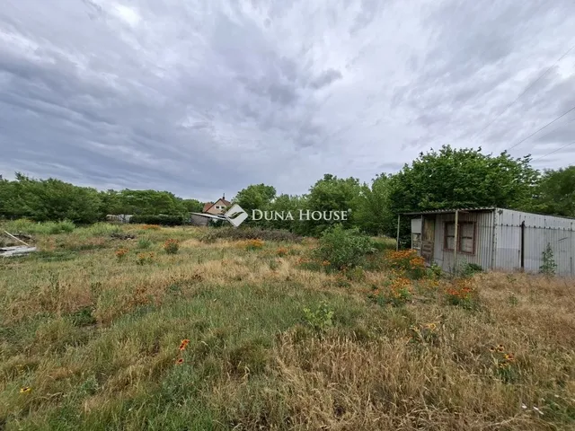 Eladó telek Székesfehérvár 1390 nm