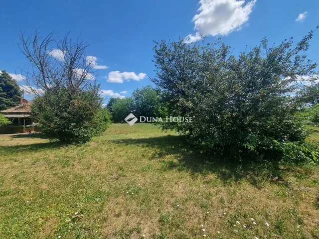 Eladó telek Sárosd 1175 nm