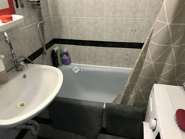 Eladó telek Zámoly 818 nm
