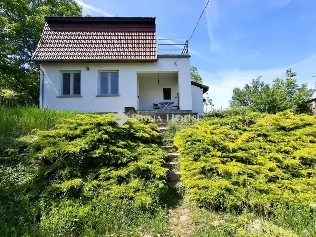 Eladó ház Kulcs 85 nm