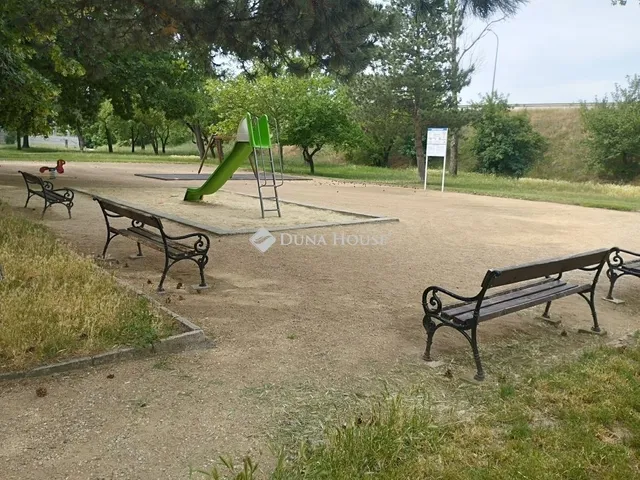 Eladó lakás Székesfehérvár, Tóváros 52 nm
