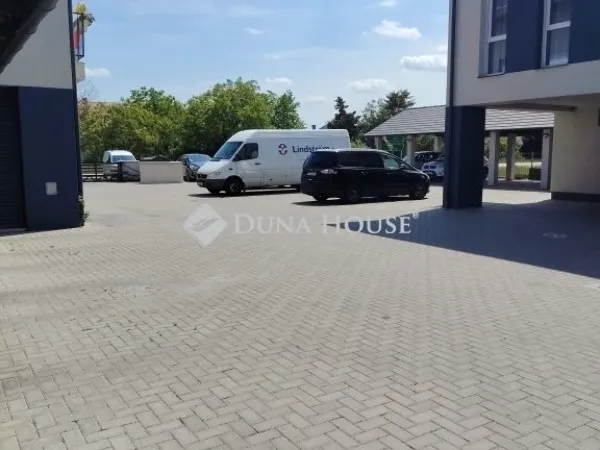 Eladó lakás Szabadbattyán 68 nm