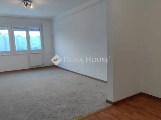 Kiadó lakás Székesfehérvár, Palotaváros 52 nm