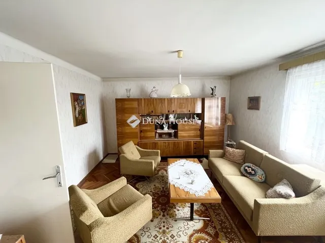 Eladó ház Sárkeresztes 96 nm