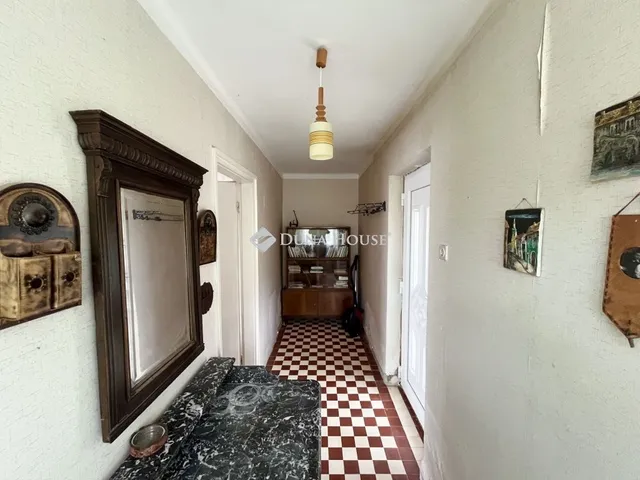 Eladó ház Sárkeresztes 96 nm