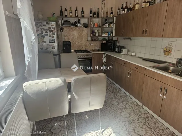 Eladó ház Simontornya 162 nm