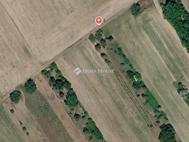 Eladó telek Vál 1380 nm