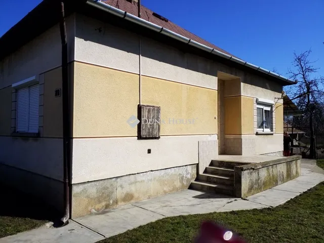 Eladó ház Kisláng 80 nm